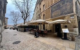 Aix-en-Provence, Cosy Studio proche toutes commodités et axes routiers, linges fournis